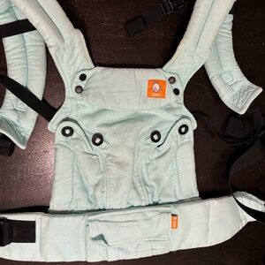 Tula Explore Adjustable Carrier – Linen Blue